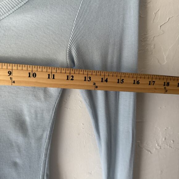 Universal Thread Y2k Bella Swan Ellena Gilbert Shirt Large Ribbed Scoop Neck Top - Picture 5 of 9